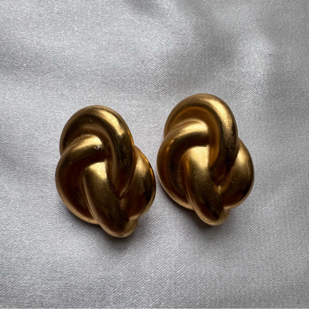 Vtg Gold